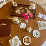 Affittacamere Chateau Des Feugerets 4*