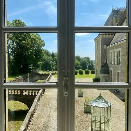 Chateau Des Feugerets 게스트하우스 벨렘므